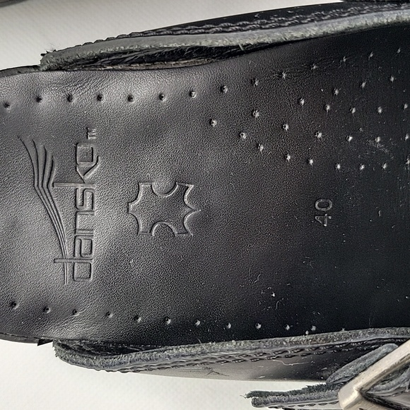 Unique!!! Dansko black mary jane clogs with boho detailing.  Size 40. - Picture 9 of 10